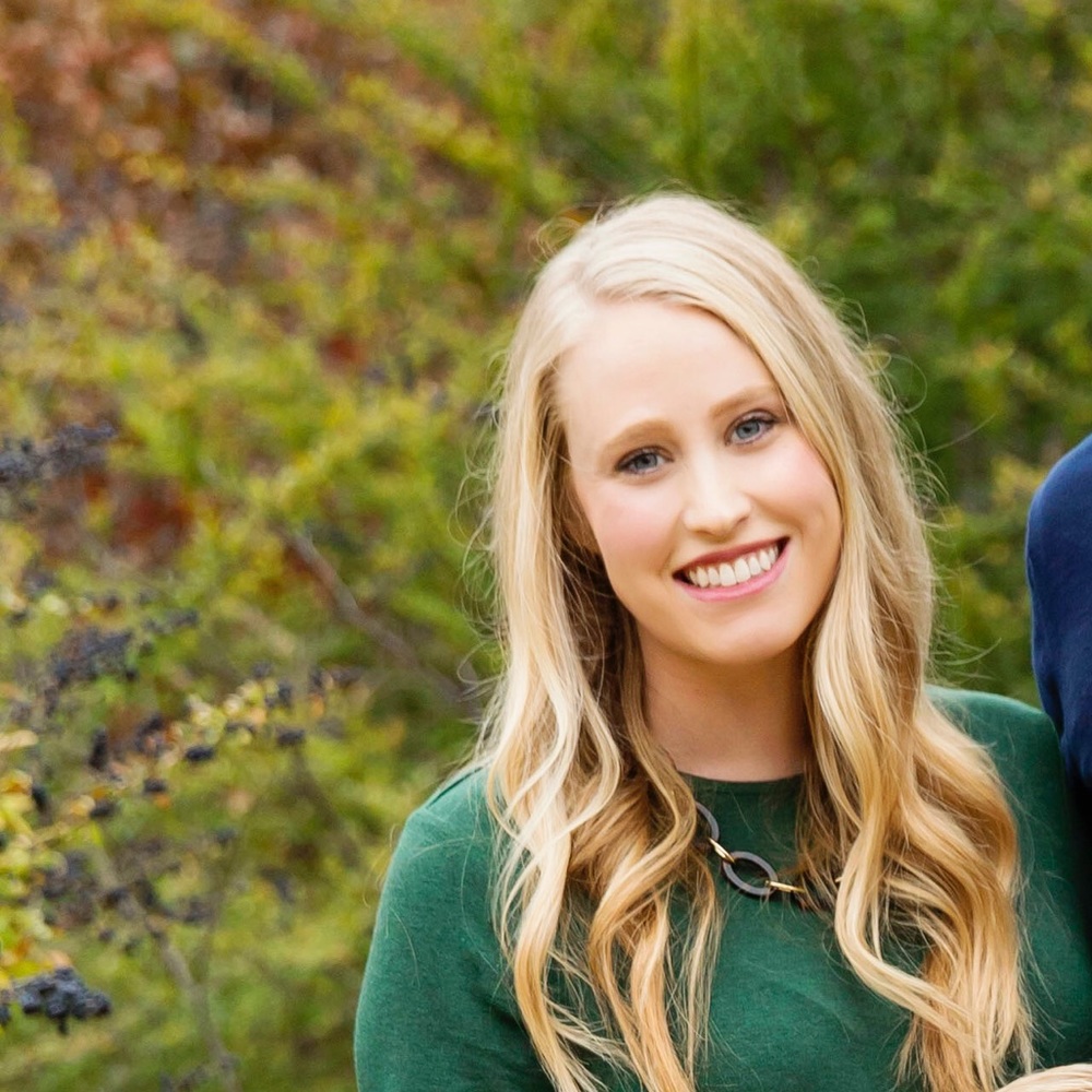 Meet your Posher, Emily